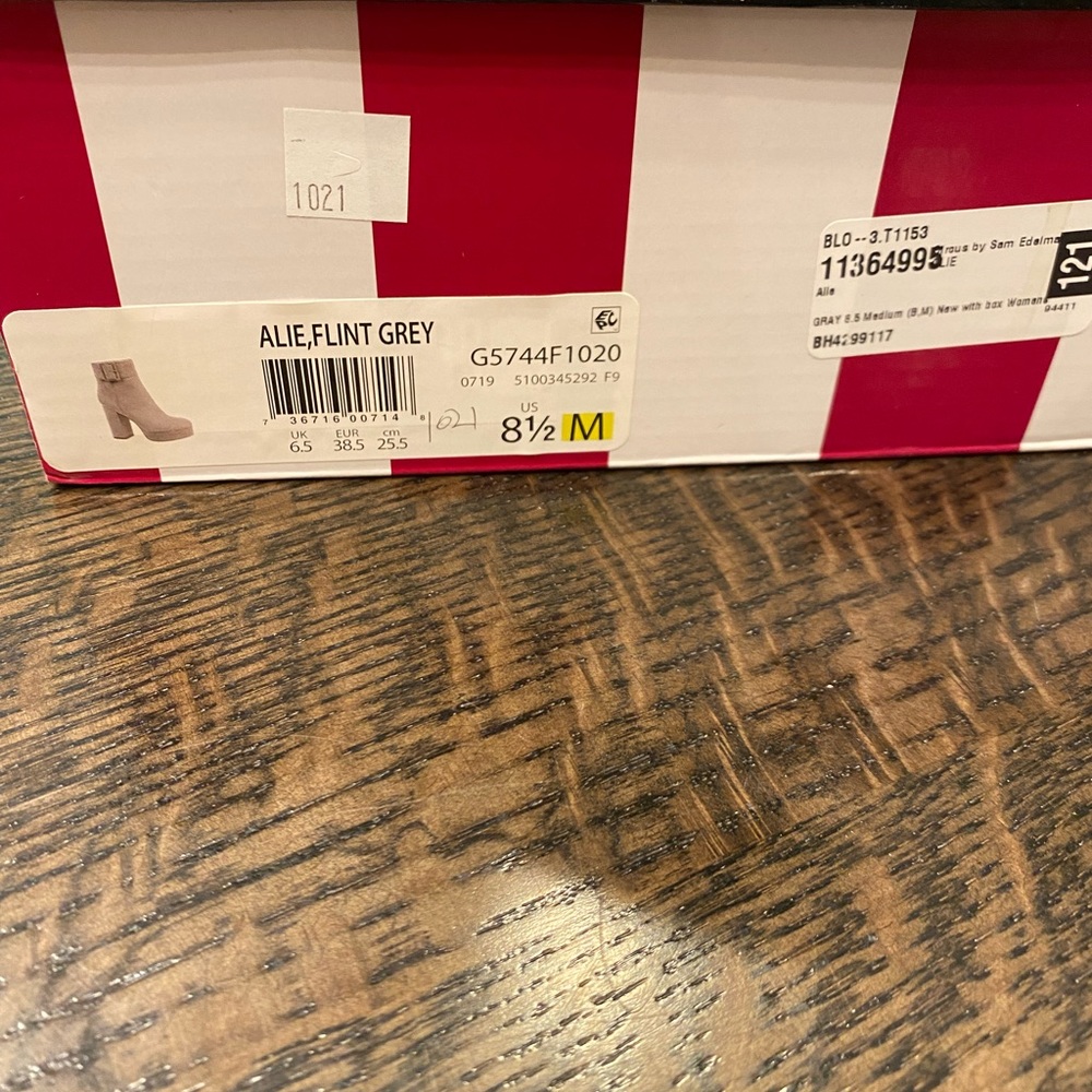 NIB Sam Edelman Alie Platform Bootie in Flint Grey - Picture 8 of 9